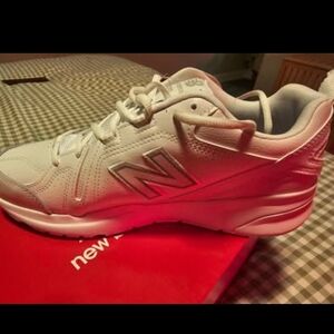 New Balance White Athletic Sneaker - Classic Comfort